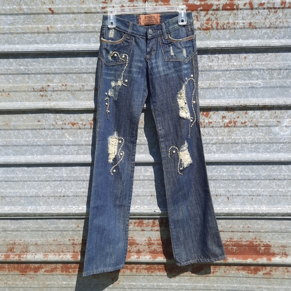 Dungeon Embellished Jewels Jeans - Picture 3 of 17